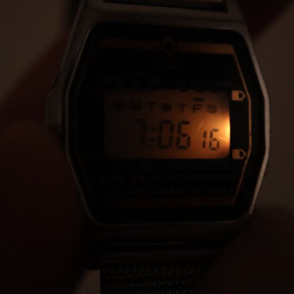 Vintage Timex Q Womens Digital Watch 26mm Stainless Steel Mesh with New Battery - Picture 7 of 15